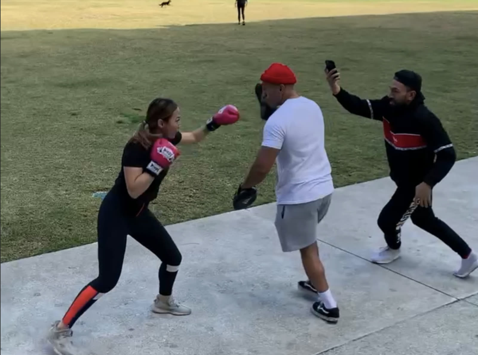 Pad Flow coaching in the park before the gym opened